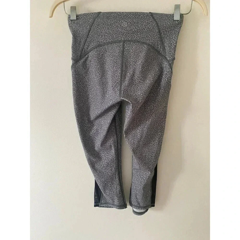 Lululemon Leggings Women’s 6 Train Times Crop